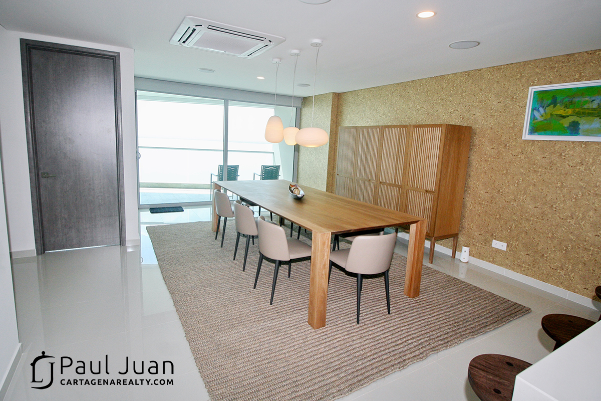 Spectacular penthouse